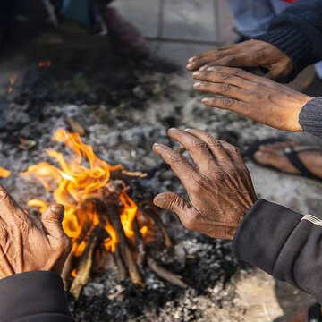 'दितवाह' चक्रवात के प्रभाव से दिसंबर में ‘खेल दिखाएगा' जाड़ा, हावड़ा का तापमान 13 डिग्री तक गिर सकता है