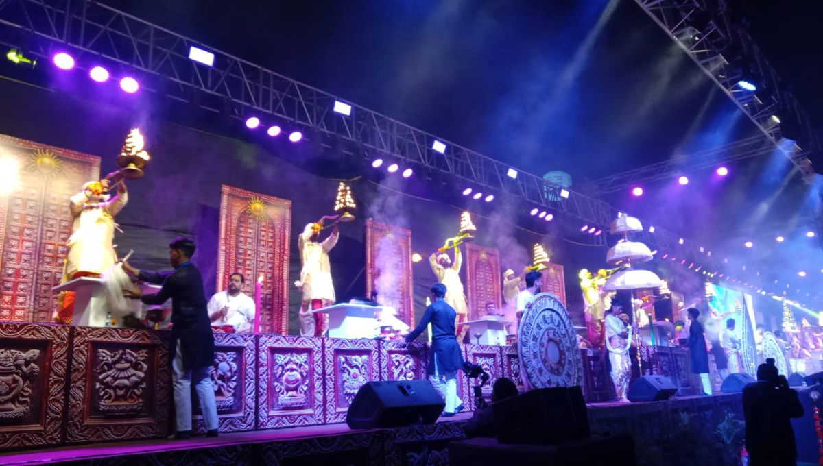 सागर आरती और चकाचौंध सांस्कृतिक नृत्य ने मन मोहा, तीन दिवसीय महा आरती का कल समापन