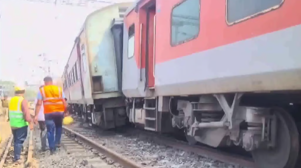 न्यू जलपाईगुड़ी–चेन्नई सेंट्रल सुपरफास्ट एक्सप्रेस पटरी से उतरी