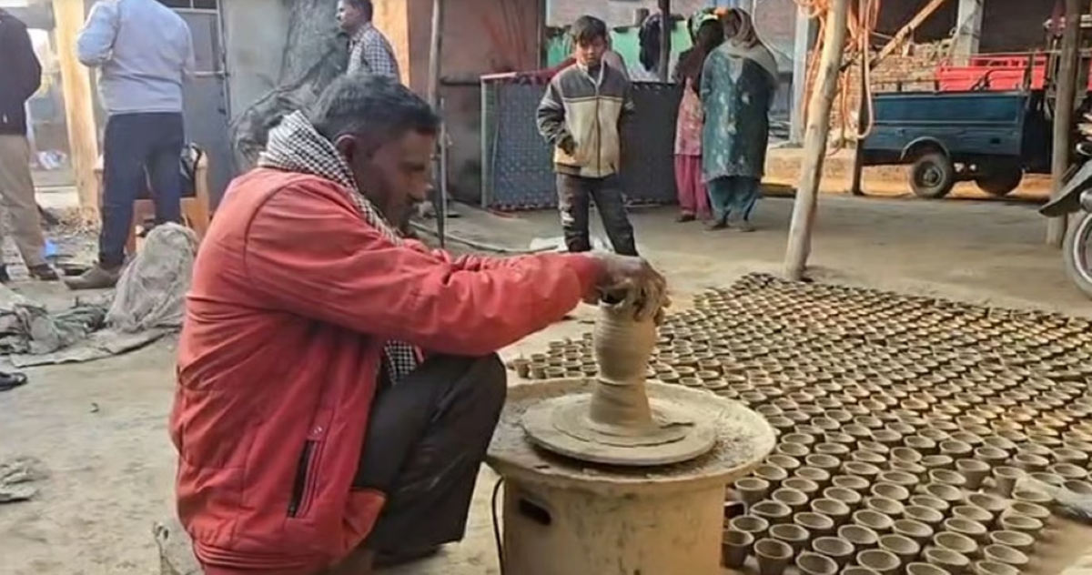 रायबरेली के कुम्हार को 1.25 करोड़ रुपये का जीएसटी नोटिस, प्रशासन से न्याय की गुहार