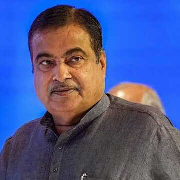 राष्ट्रीय राजमार्ग पर दुर्घटना में घायल को अस्पताल पहुंचाने पर मिलेंगे 25,000 रुपये का इनाम, गडकरी ने की घोषणा