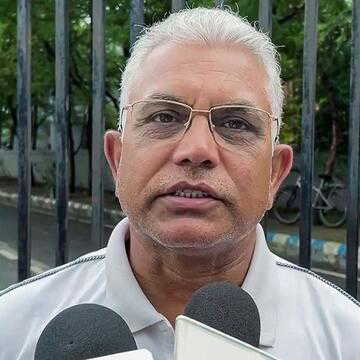 दिलीप घोष के आरोपों से मचा हड़कंप, टीएमसी पर जनता के पैसे की लूट का दावा