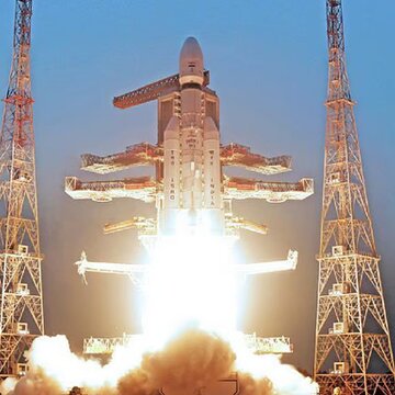 ISRO ने सफलतापूर्वक लॉन्च किया सबसे भारी सैटेलाइट 'बाहुबली', भारतीय नौसेना के लिए बेहद महत्वपूर्ण