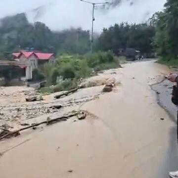 अरुणाचल प्रदेश में फ्लैश फ्लड से तबाही, 1 की मौत, 4 अब भी लापता