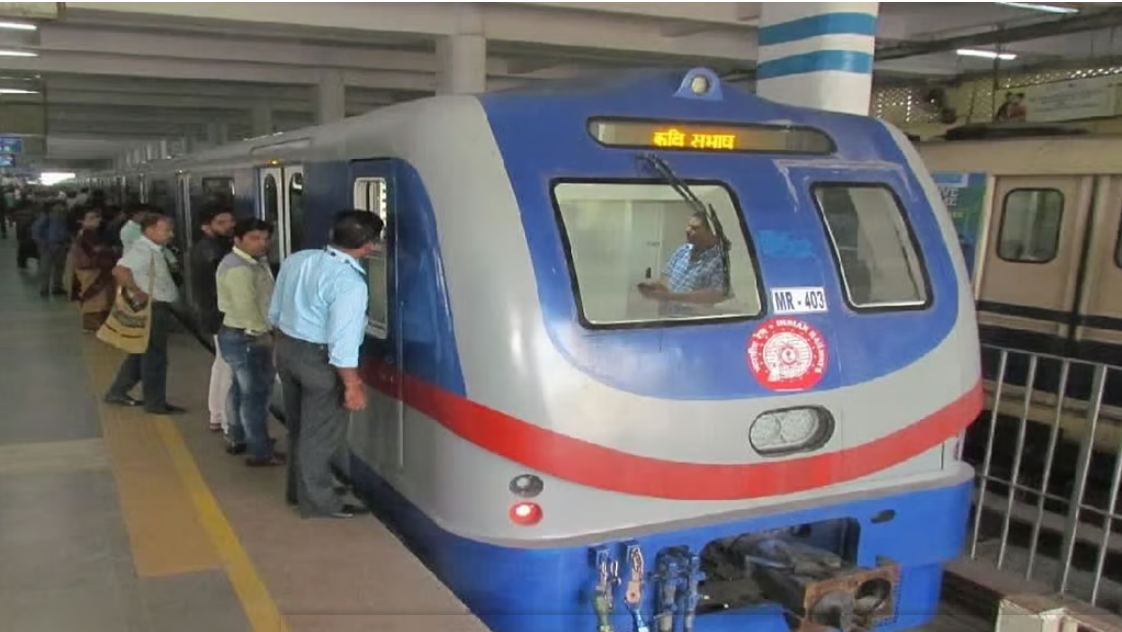 कोलकाता मेट्रो की ब्लू लाइन सेवाएं आंशिक रूप से प्रभावित