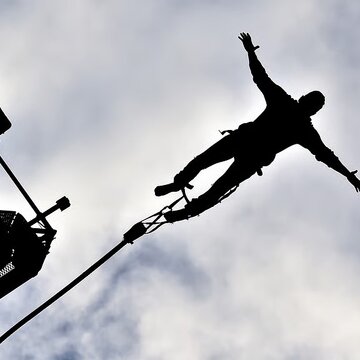 ऋषिकेश में बंजी जंपिंग के दौरान टूटी रस्‍सी, गुरुग्राम का टूरिस्‍ट घायल, एम्स में चल रहा इलाज