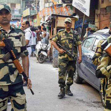 'हम प्यार करने वाले...' गाना सुनाकर निर्वाचन ऑफिस ने किससे बर्नोल-बोरोलीन तैयार रखने की हिदायत दी?