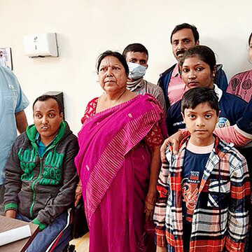 अभिषेक बनर्जी की पहल पर सेवाश्रय -2 से रेफर किए गए 3 मरीजों का इलाज अपोलो अस्पताल में हुआ