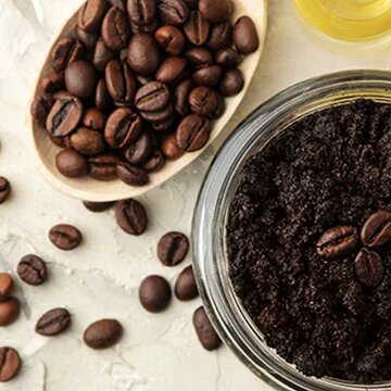 सिर्फ बॉडी स्क्रब ही नहीं कॉफी करेगा आपके बालों की भी देखभाल, जानिए कैसे करेंगी इस्तेमाल?