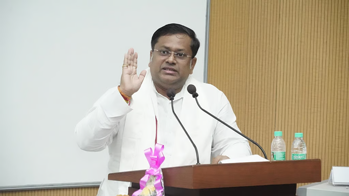 चुनाव आयोग में सुनवाई को लेकर केंद्रीय राज्य मंत्री सुकांत मजूमदार ने लगाया 'अंदाजा', विवाद