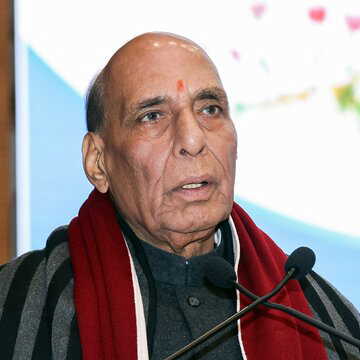 तीनों सेनाओं को मिलेगी बड़ी ताकत, 79,000 करोड़ के रक्षा प्रस्तावों को मंजूरी