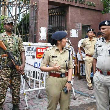 दुर्गा पूजा से पहले ही राज्य पुलिस के कर्मचारियों को मिला 'गिफ्ट', लगातार ड्यूटी करने पर मिलेगी अतिरिक्त छुट्टियां