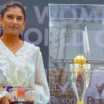 मिताली और कल्पना को आंध्र क्रिकेट एसोसिएशन ने दी विशेष पहचान