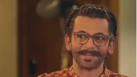 अपने ही ऑफिस से धक्का मारकर निकाले गए आमिर खान, वीडियो वायरल