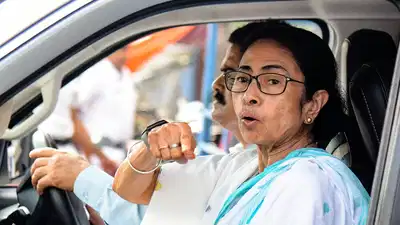बंगाल में राजनीतिक सुनामी: ममता बनर्जी समेत तृणमूल के बड़े चेहरे चुनाव में पराजित