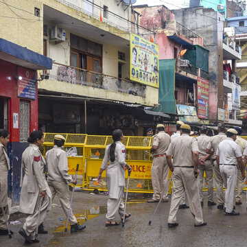 ईद से पहले दिल्ली में पुलिस चौकसी तेज, उत्तम नगर और द्वारका में हाई अलर्ट