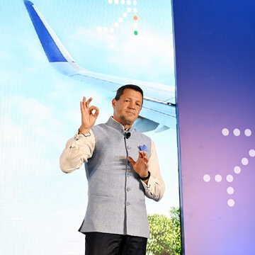 इंडिगो के CEO पीटर एल्बर्स ने इस्तीफा दिया