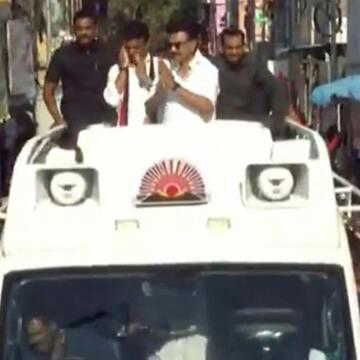 तमिलनाडु चुनाव: एम. के. स्टालिन का विल्लीवक्कम में रोड शो, प्रचार का आखिरी दिन