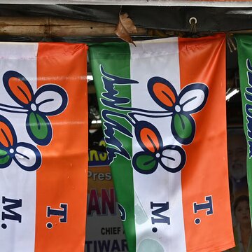 बंगाल के नागरिकों को बांग्लादेश में पुश-बैक क्यों? तृणमूल ने उठायी अमित शाह के लिए भी सजा की मांग