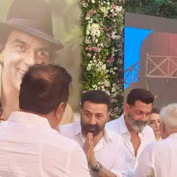 धर्मेंद्र को नम आंखों से अंतिम विदाई, प्रार्थना सभा में उमड़ा पूरा बॉलीवुड