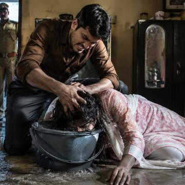 फरीदाबाद में छह माह की गर्भवती महिला की संदिग्ध हत्या, दहेज प्रताड़ना का आरोप; पति फरार