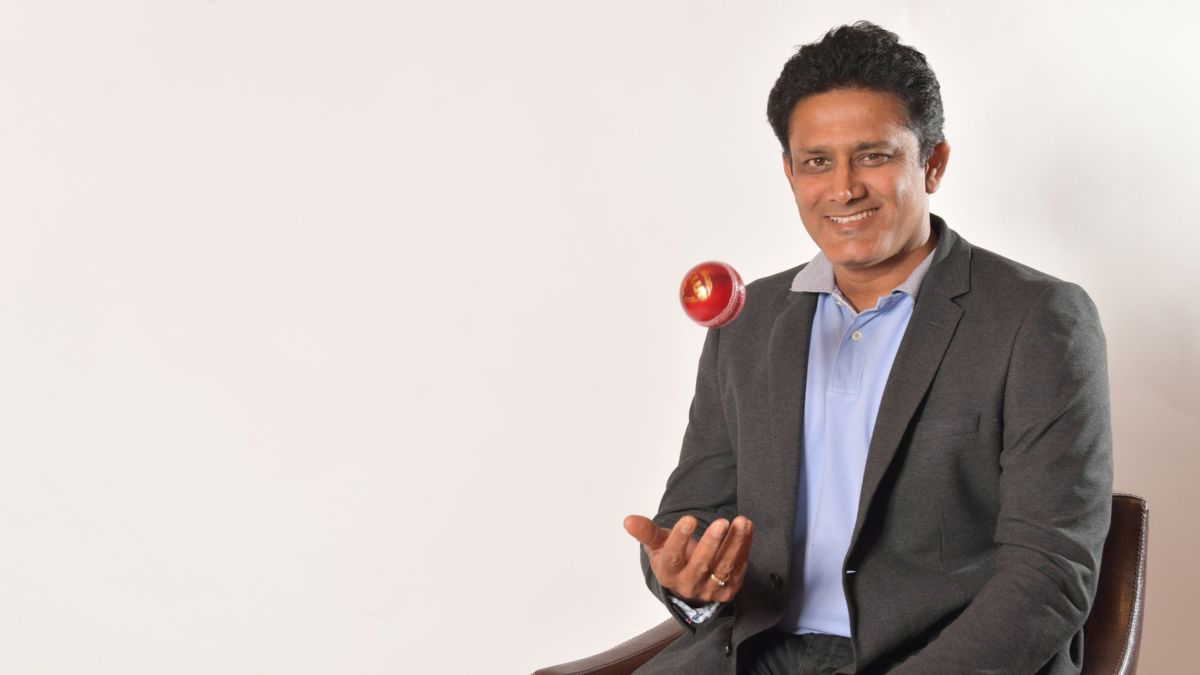 मुझे वरुण को विश्व कप के दौरान ओस से संघर्ष करते हुए नहीं देखना है: कुम्बले