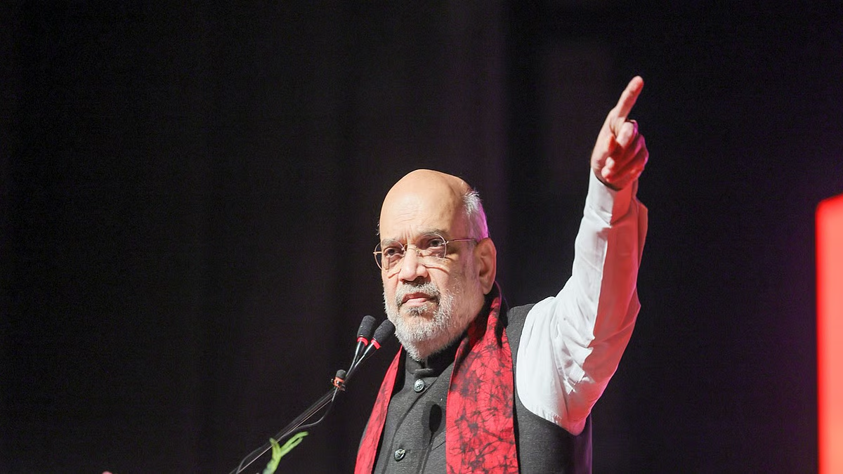 आनंदपुर अग्निकांड पर अमित शाह का हमला: मोमो फैक्ट्री के मालिक की गिरफ्तारी क्यों नहीं हो रही?