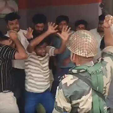 तृणमूल-भाजपा के बीच नारेबाजी से हावड़ा हुआ अशांत, केंद्रीय बल पर लाठीचार्ज का आरोप