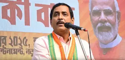 बरानगर में तृणमूल के पार्टी ऑफिस में तोड़फोड़, सजल घोष ने की निंदा