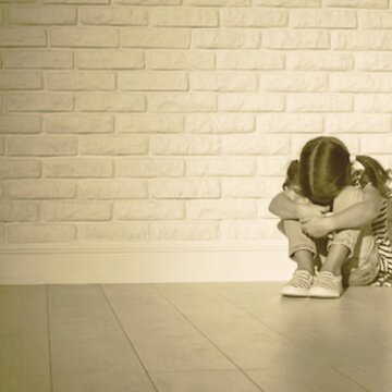 उत्तर प्रदेश में हृदय दहला देने वाली घटना, 6 साल की बच्ची के साथ सामूहिक बलात्कार के बाद छत से फेंकने का आरोप