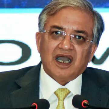 ज्ञानेश कुमार के खिलाफ तृणमूल की पहल पर बने महाभियोग प्रस्ताव पर 130 सांसदों के हस्ताक्षर