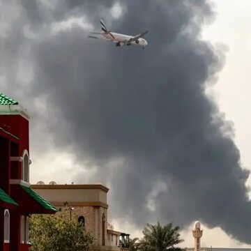 दुबई में धमाकों से दहशत, मिसाइल हमलों के बीच पश्चिम एशिया में हालात तनावपूर्ण