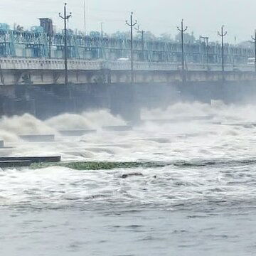 DVC ने बढ़ायी पानी छोड़ने की मात्रा, कौन से जिलों पर मंडराई फिर से बाढ़ की आशंका?