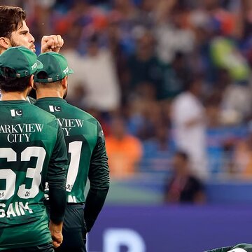 एशिया कप में हार का सजा? खिलाड़ियों को विदेश लीग में खेलने से PCB ने रोका