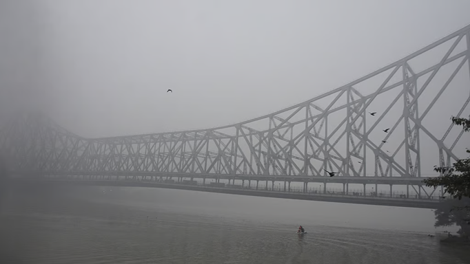 तापमान लुढ़ककर कोलकाता का मौसम हुआ सुहाना लेकिन चिंता बढ़ा रहा है जादवपुर और घुसुड़ी का AQI