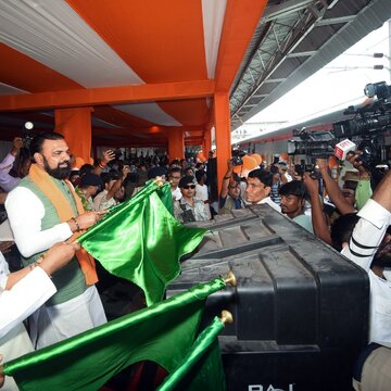 छठ-दिवाली से पहले बिहार को मिला तोहफाः 3 अमृत भारत एक्सप्रेस समेत सात नई ट्रेनों को हरी झंडी