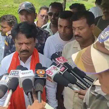 भारत-बांग्लादेश सीमा पर बिना बाड़ वाले क्षेत्र पेट्रापोल के दौरे पर पहुंचे मंत्री अशोक कीर्तनिया, स्थानियों ने उनसे क्या कहा?
