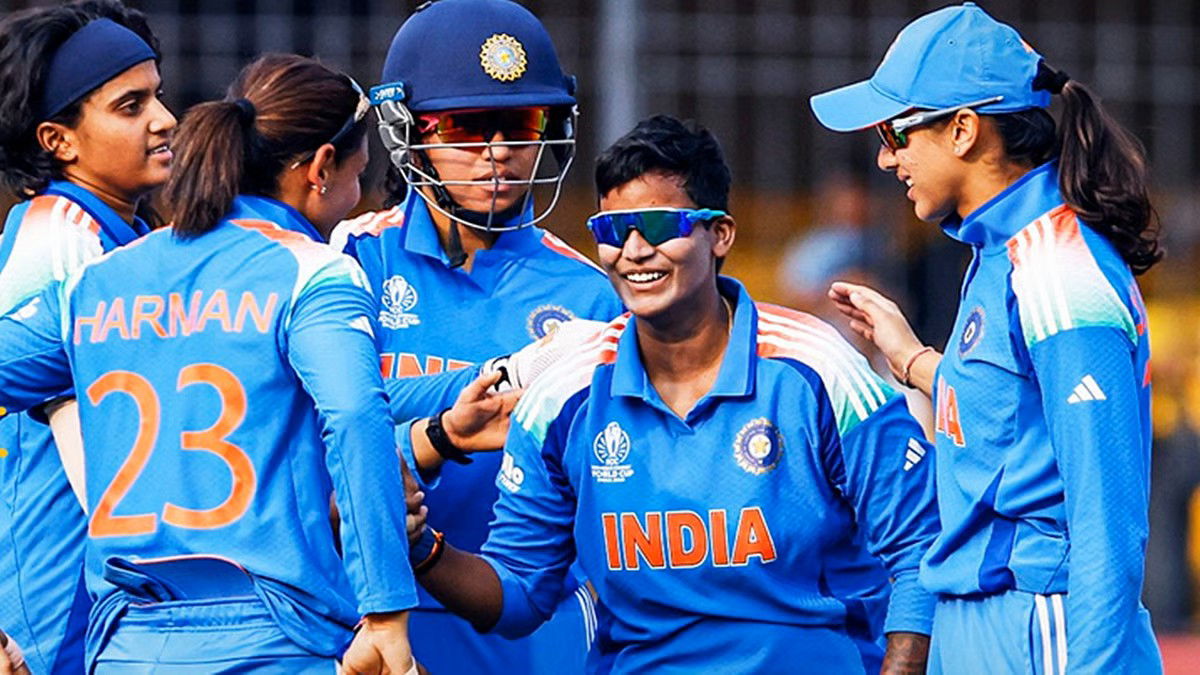 इंग्लैंड के खिलाफ गेंदबाजी में दीप्ति का बड़ा कमाल, इतिहास में दर्ज