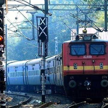 क्रिसमस स्पेशल! एक हफ्ते में चलेंगी 244 अतिरिक्त ट्रेनें, हाथियों की सुरक्षा के लिए 6 MEMU ट्रेनें रद्द