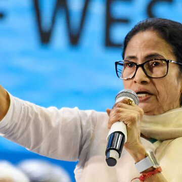 पिकनिक बाद में पहले भाजपा के नाम पर आपत्ति जताएं - BLA की बैठक में ममता बनर्जी का सख्त निर्देश