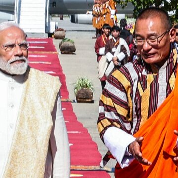 दो दिवसीय राजकीय यात्रा पर भूटान पहुंचे प्रधानमंत्री मोदी