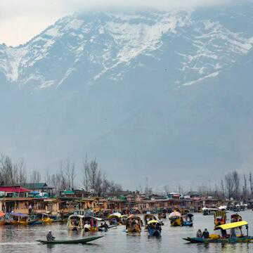 पहलगाम हमले के बाद पहली बार खुले जम्मू-कश्मीर के 11 पर्यटन स्थल, देखें List