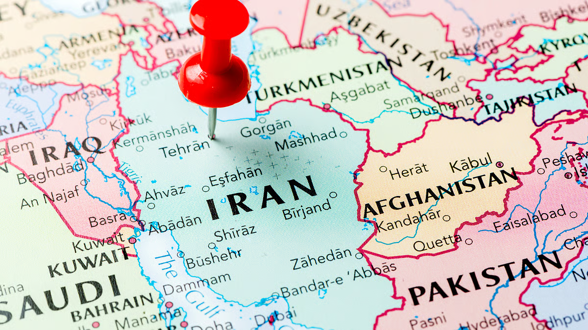 ईरान में सरकार विरोधी प्रदर्शन भड़क उठे, भारत ने नागरिकों को दी विशेष चेतावनी