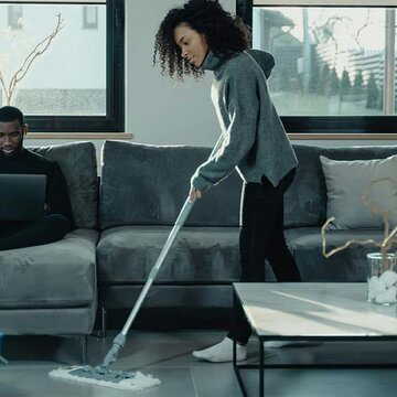 घर साफ करने के समय इन वास्तु टिप्स का पालन करें, धुल जाएगा नकारात्मक ऊर्जा