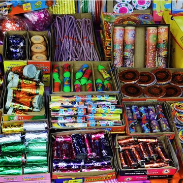 दिवाली व काली पूजा की रात को कब से कब तक फोड़ सकेंगे पटाखे? कोलकाता पुलिस ने बताया निर्धारित समय