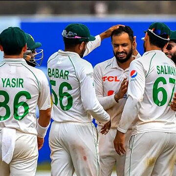 पाकिस्तानी क्रिकेटरों से उम्मीद खो रहे हैं वतन के ही समर्थक, मैदान भरने के लिए फ्री टिकट