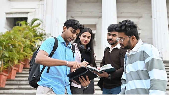 अब कलकत्ता यूनिवर्सिटी में भी मिलेगा स्नातक चौथे वर्ष के छात्रों को पढ़ने का मौका, कैसे?