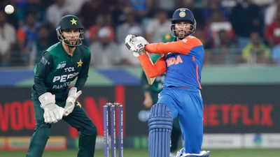 पाकिस्तान क्रिकेट बोर्ड का यू-टर्न, भारत के खिलाफ 15 फरवरी को मैच खेलने को तैयार!