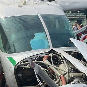 ओडिशा में चार्टर्ड विमान गिरा, पायलट समेत यात्री गंभीर रूप से घायल