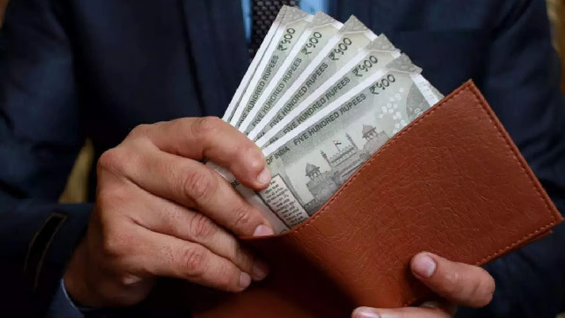 दुनिया भर में सबसे ज्यादा आय-असमानता है भारत में मौजूद, रिपोर्ट का दावा